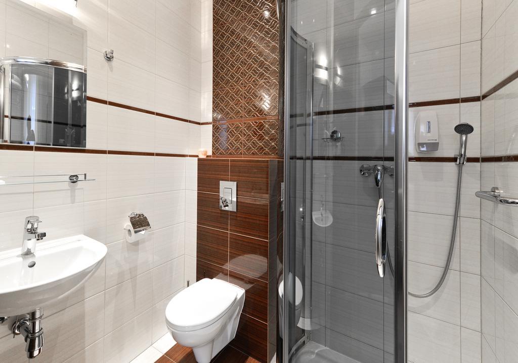 Hotel Capitol Biała Podlaska Kültér fotó